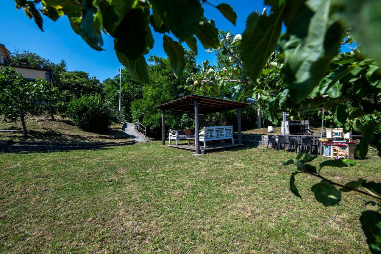 211 - Appartamento Acacia, Terrazza Giardino E Piscina Carro ภายนอก รูปภาพ